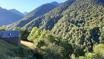 Road Trip vers les Pyrénées à travers les routes des cols et une nuit inoubliable à La Safranada