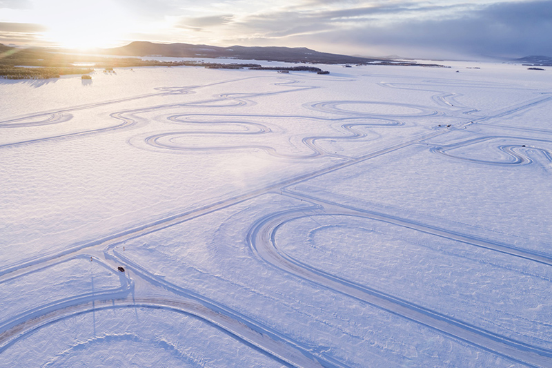 stage de pilotage sur glace en Laponie